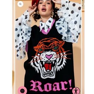 Dressed in Lala Land Oversized Sweater Vest
New with Tags. Tiger Graphics Fab!